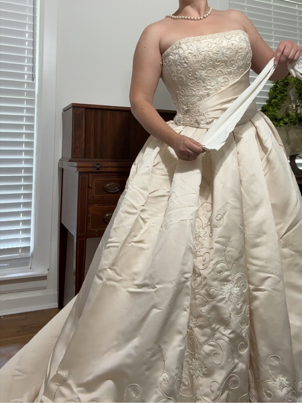 Maggie Sottero Haute Couture Champagne Bridal gown - Picture 3 of 10